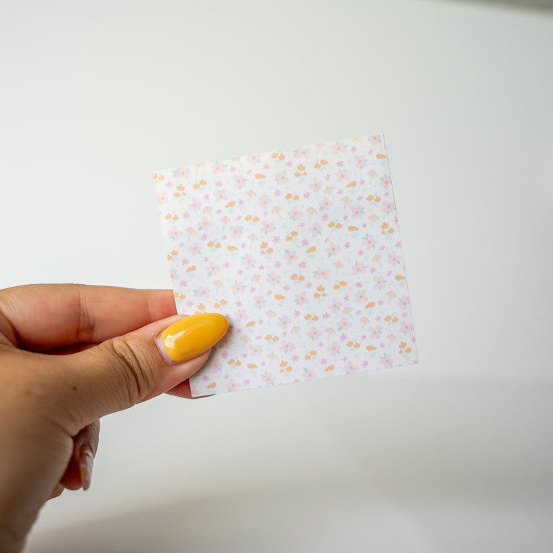 Pink Flower Pattern Sticky Notes